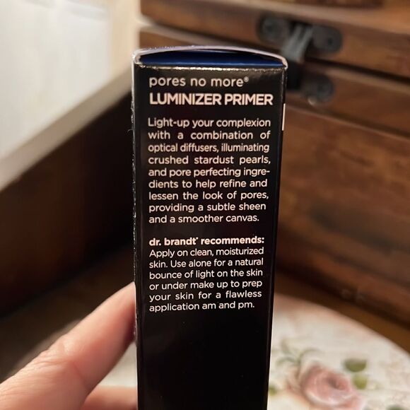 NEW IN BOX! Dr Brandt *Pores No More* Luminizer Primer - Picture 5 of 8